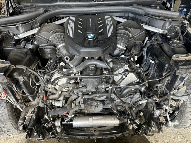 ДВС в сборе 11002458510 BMW