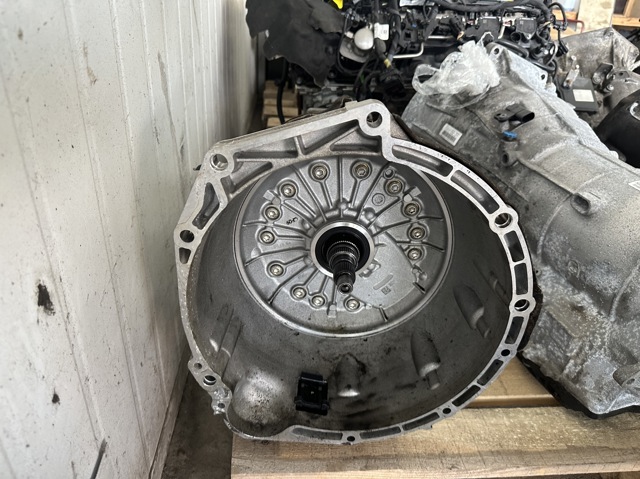 BMW 24009896818 АКПП в сборе (автоматическая коробка передач) в наличии Украина