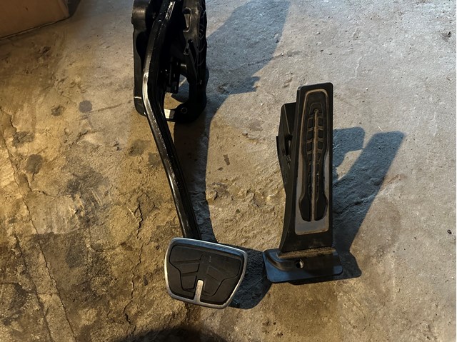 Педаль тормоза 35006873112 BMW