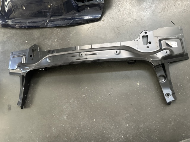 BMW 41007487303 Панель багажного отсека задняя в наличии Полтава