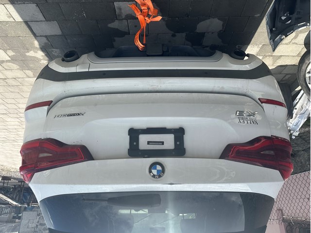 Панель багажного отсека 41007493965 BMW