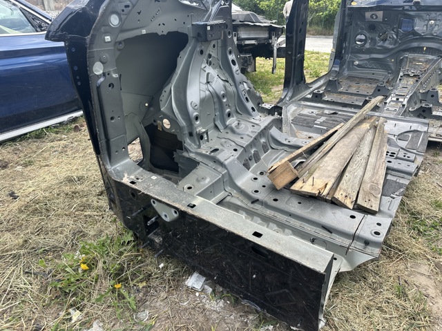 41007955005 BMW Крыло заднее левое купить в Ужгород