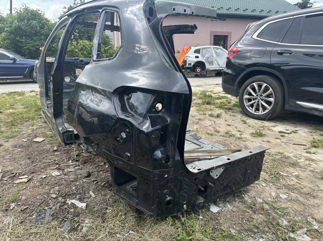 Крыло заднее левое 41007955005 BMW