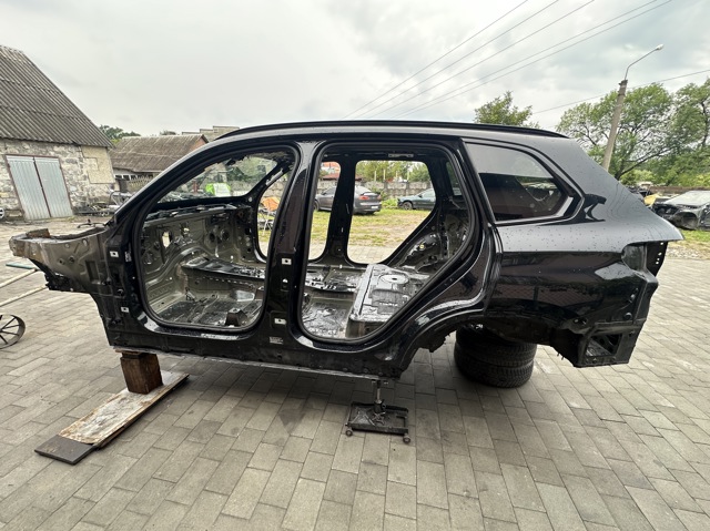 Проем передней левой двери 41007955059 BMW