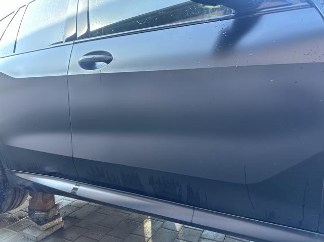 Пассажирская передняя дверь 41518738552 BMW