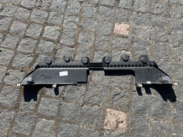 Кронштейн бампера заднего, центральный 51117458879 BMW
