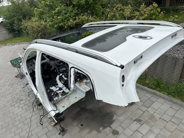 Рейлинг крыши левый 51135A34E61 BMW
