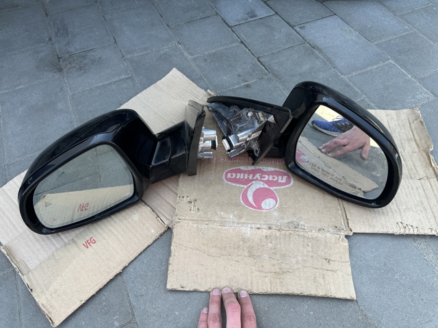 Боковое зеркало заднего вида в сборе 51168738349 BMW