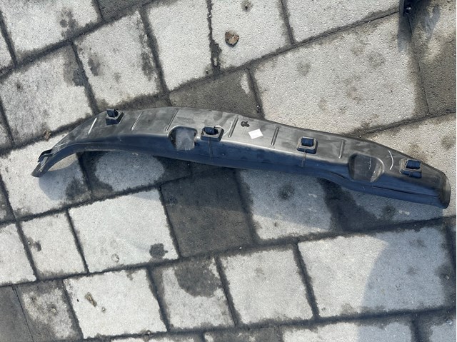 BMW 51487395549 Уплотнитель крыла в наличии Винница