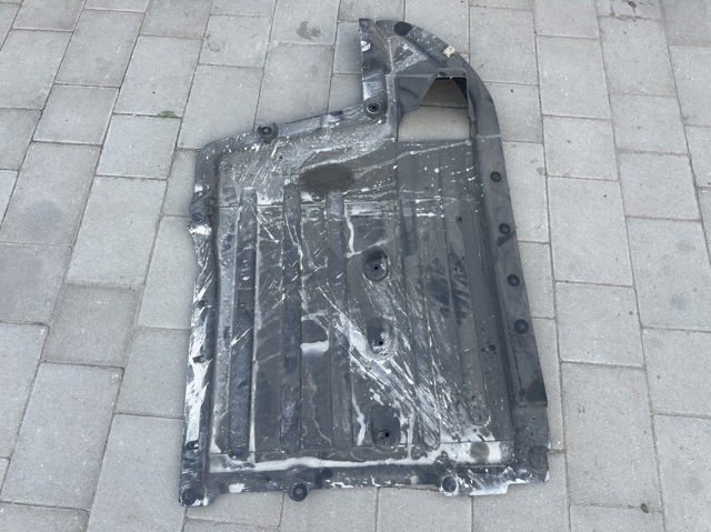 Защита днища, средняя часть 51487468797 BMW