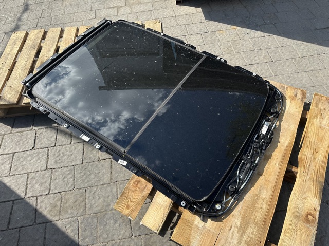 54109466703 BMW Крышка люка крыши передняя купить в Тернополь