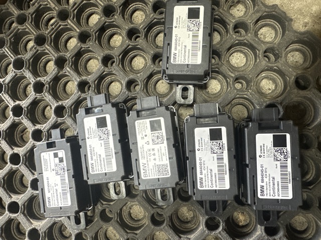 Центральный замок приемник 61356844045 BMW