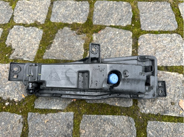 63177412528 BMW Фара противотуманная правая купить в Ирпень
