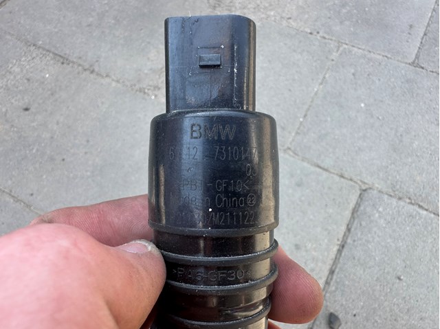 BMW 67127310147 Насос-мотор омывателя стекла переднего в наличии Сумы