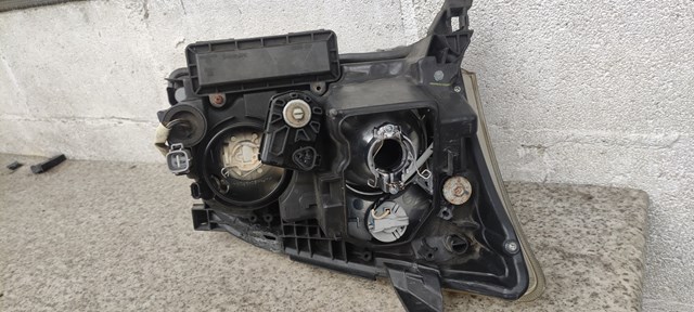 Вставка фары левой 8117005210 TOYOTA