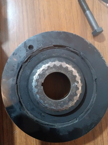HYUNDAI 0K55111401 Шкив коленвала в наличии Тернополь