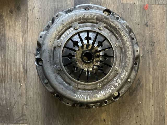 Маховик сцепления 03G105266AC VAG