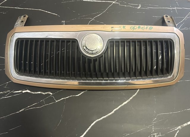 Решетка радиатора 6Y0853668 VAG