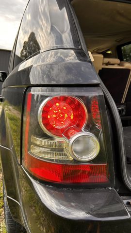 Задний левый стоп LR015290 LAND ROVER