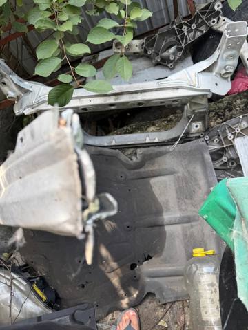 51117385289 BMW Усилитель переднего бампера купить в Украина
