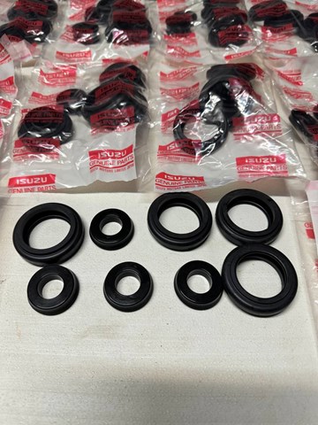 ISUZU 5878320510 Ремкомплект тормозного цилиндра заднего в наличии Украина