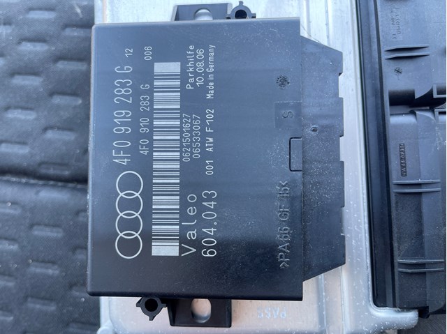Модуль управления (ЭБУ) парктроником 4F0919283G VAG