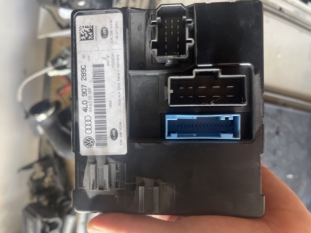 Блок управления комфортом 4L0907289C VAG