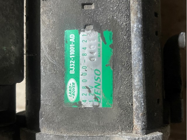 Стартер двигателя BJ3211001AD LAND ROVER