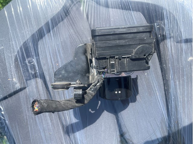 Блок управления ABS BJ322C405AG LAND ROVER