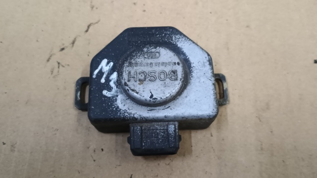 Датчик положения дроссельной заслонки 0280120302 BOSCH