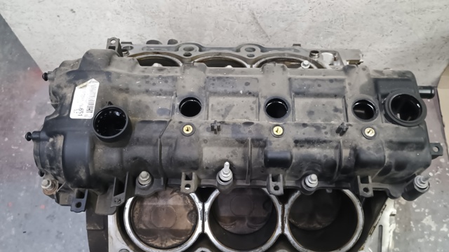 Крышка клапанная, левая 05184069AK CHRYSLER
