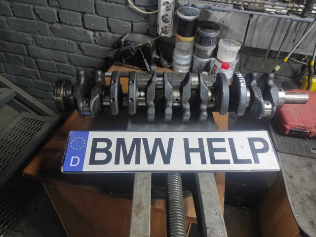 Коленчатый вал 11210004025 BMW