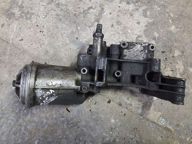  Корпус масляного фильтра 11421738640 BMW