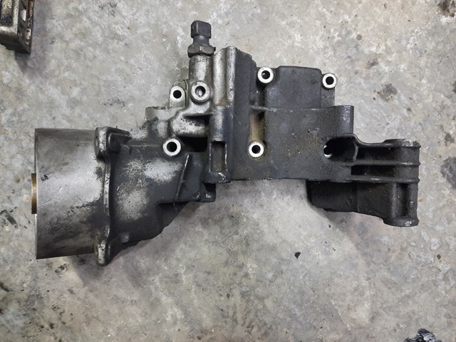  Корпус масляного фильтра 11421740001 BMW
