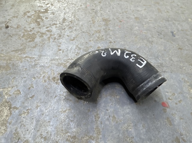 11531266459 Патрубок системы охлаждения купить Чернигов