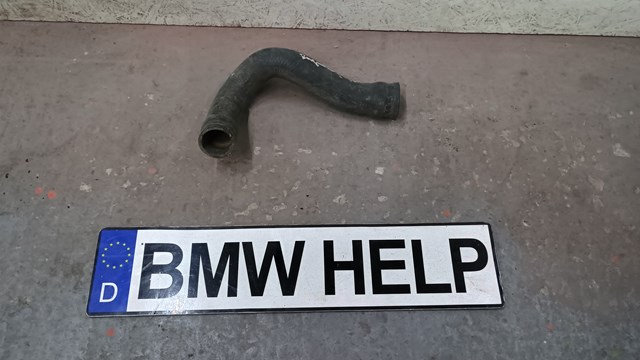 Патрубок радиатора охлаждения нижний 11531722851 BMW