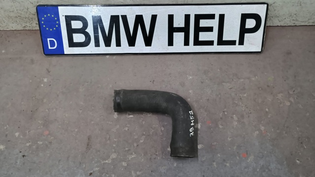 Патрубок системы охлаждения 11531740474 BMW