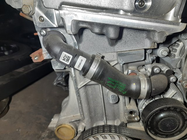 Шланг/патрубок системы охлаждения 11538645546 BMW