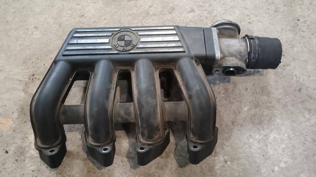Коллектор впускной 11612245437 BMW