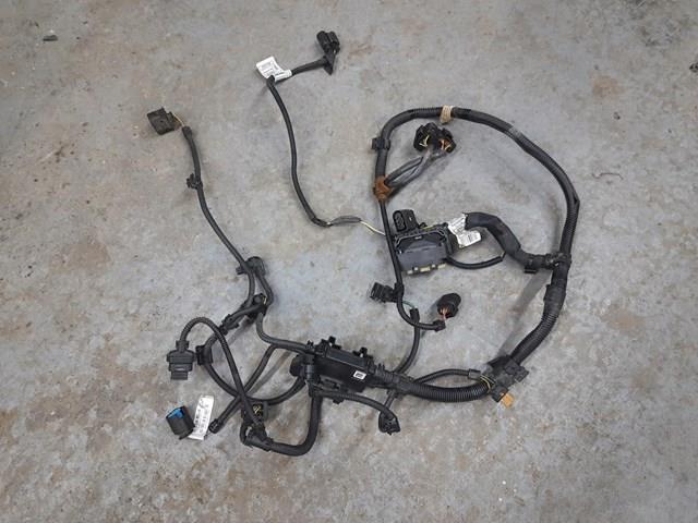 Жгут проводов моторного отсека 12517641650 BMW