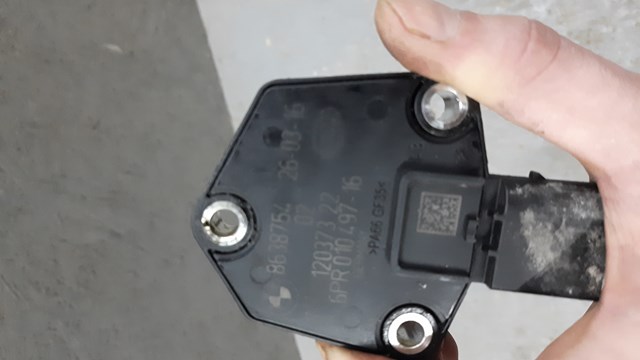 Датчик уровня масла двигателя 12618638754 BMW