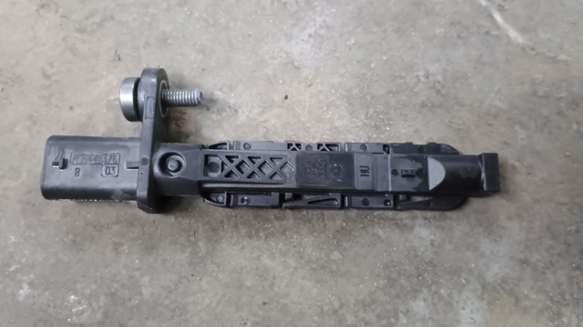 Датчик положения коленвала 13628644376 BMW