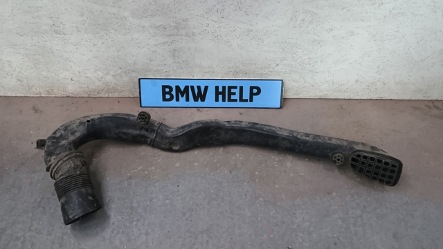 Воздухозаборник воздушного фильтра 13712246765 BMW
