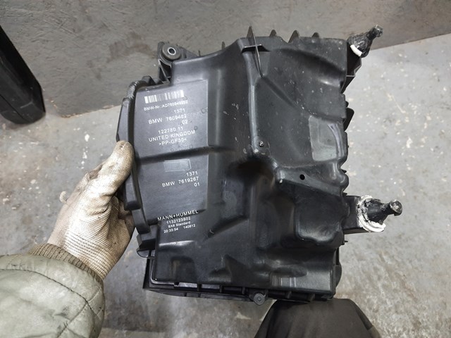 13717609482 BMW Корпус воздушного фильтра купить в Полтава