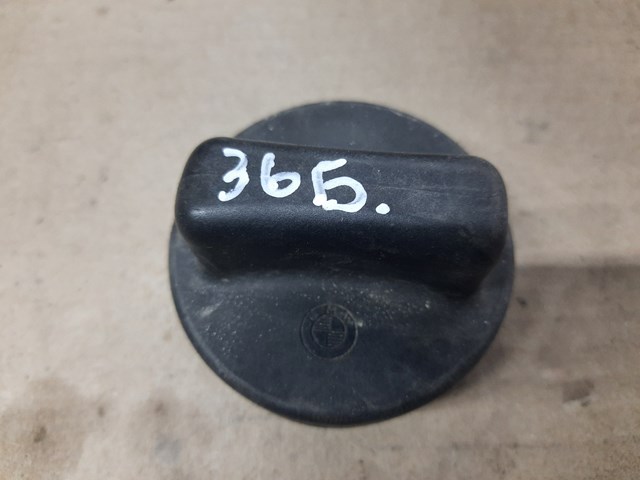 Пробка бензобака 16111184718 BMW