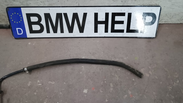 Шланг термостата 17121712736 BMW