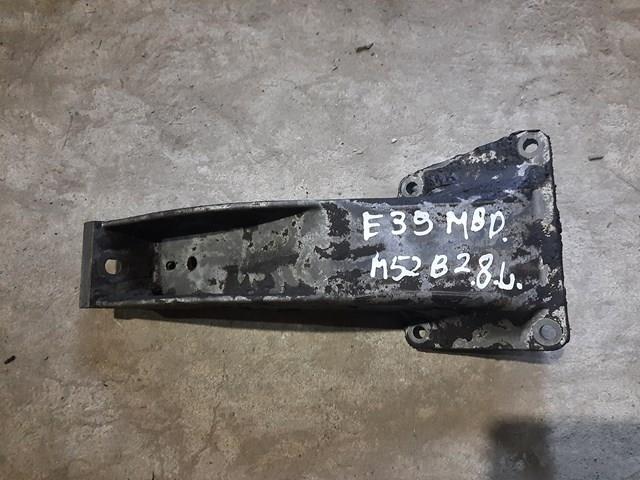 Кронштейн подушки (опоры) двигателя, левой 22111092973 BMW