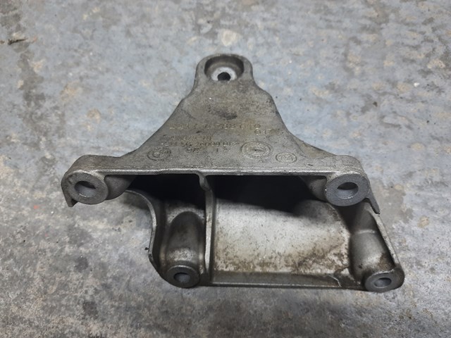 BMW 22116788610 Кронштейн подушки (опоры) двигателя правой в наличии Полтава