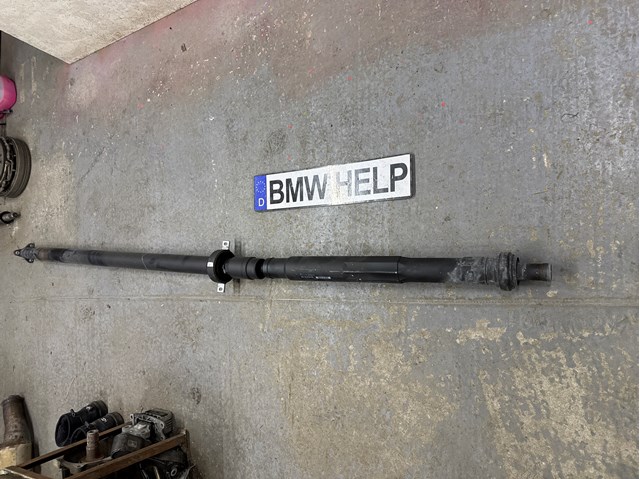 Вал карданный задний в сборе 26108605878 BMW
