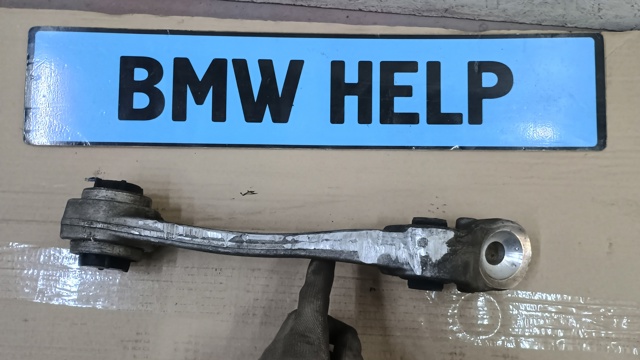 31106861174 BMW Рычаг передней подвески нижний правый купить в Кривой Рог